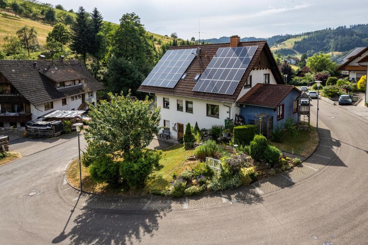 Schwarzwaldferienwohnung Furtwengler Oberharmersbach Exterior foto